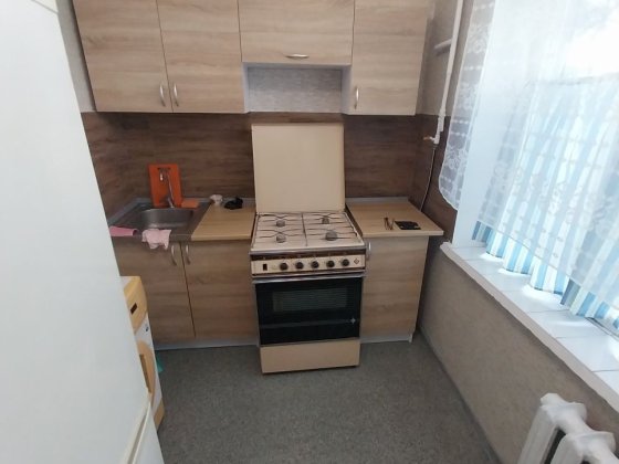 Сдам 2 х кімнатну Дарницька площа ,вул Азербайджанська 4 Київ