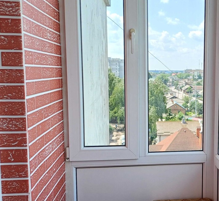Здам 2 квартиру в центрі міста, є все необхідне - фото 1