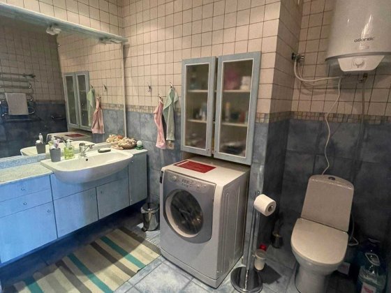 сдам двух комнатную квартиру средина рабочей