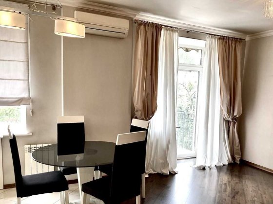 ЛЮКС! 4 комн. Можно командировочн. Центр! Соборний 170. Запорожье