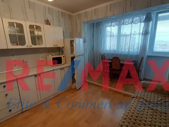 Без%Оренда 1-кім. квартира м. Харківська 1хв, вул. Ревуцькго 42 Київ