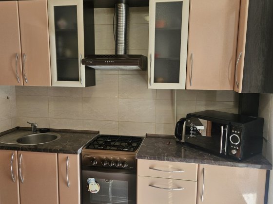 Сдаю отличную 3к квартиру рядом  с Дендропарком Кропивницкий