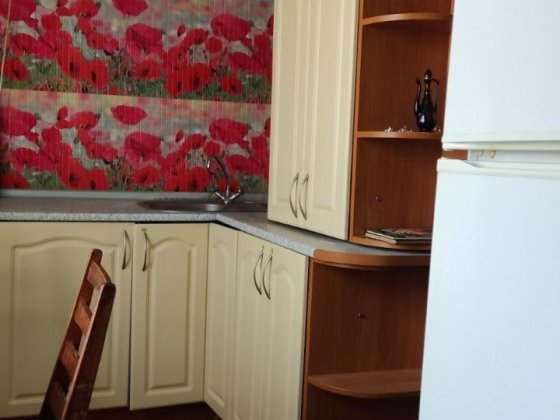Сдам 1 к.кв.на Песках Запоріжжя