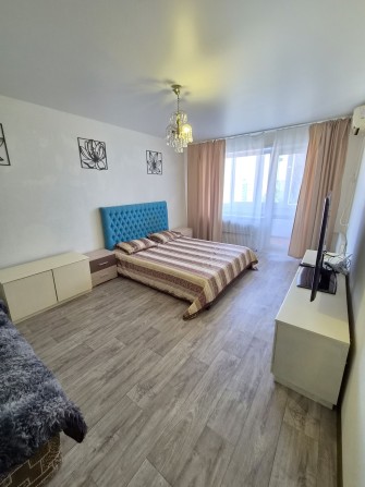 Оренда 2к квартири , ж/м Перемога-6, новорічна - фото 1