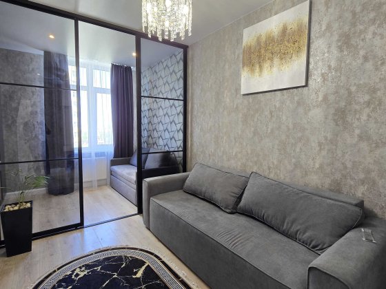 Сдам 2-комн квартиру на Краснова - 60 Жемчужина!