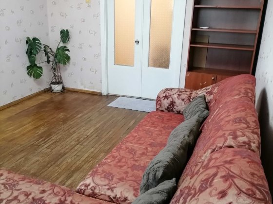 Сдам двухкомнатную квартиру на ж/м Тополь-1