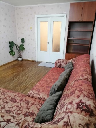 Сдам двухкомнатную квартиру на ж/м Тополь-1 - фото 1