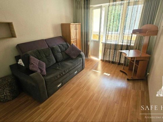 Оренда 1к, Загорівська 1а, 28 м.кв., ремонт, світло є завжи, газ, 4пов