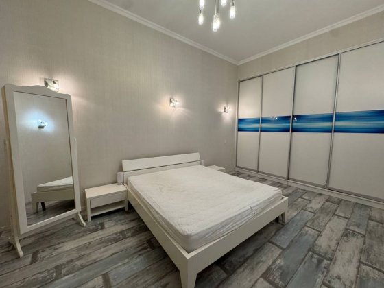 ТОП! 2-к. квартира в САМОМУ СЕРЦІ КИЄВА|вул. Богдана Хмельницького 10 Киев