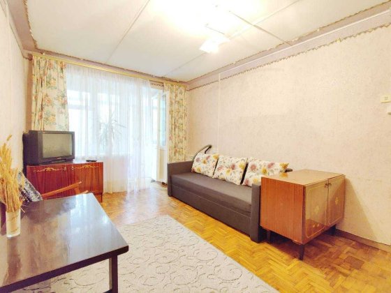 Здам 1к.кв. р-н Незалежності (вул. Будівельників), 1 поверх