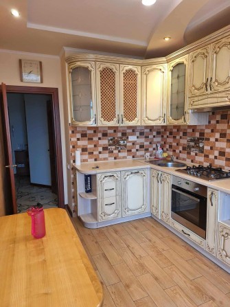 Оренда 2 кімнатної квартири в новобудові Зубра - фото 1