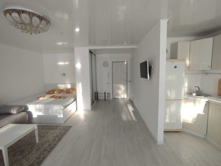 1к студія в Центрі | Соборна / Сотка | Pet-friendly. Вільна, готова до заселення. - фото 1