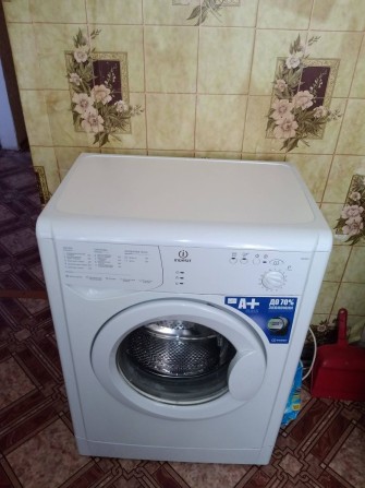 Сдам 1-ую квартиру Черёмушки ул Филатова/ул.Гайдара 5500грн длительный срок газ интернет - фото 1