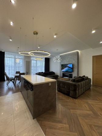 Сдам 5к жк Comfort City 220 м2. - фото 1