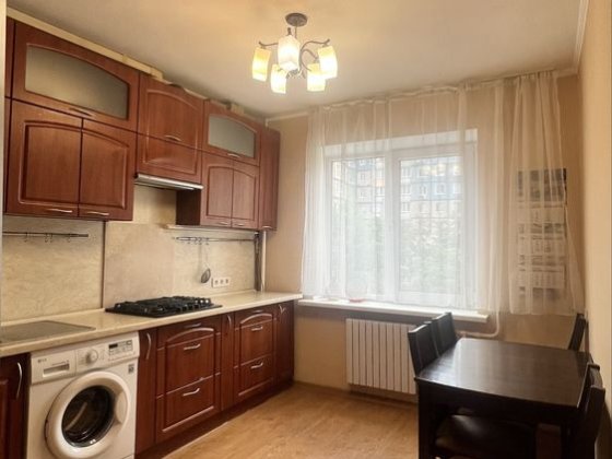 Оренда 3к квартири на ЖМ Ломівський, вулиця Рудницького Дніпро