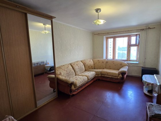 2-х кімнатна,вул.Вишняківська 5Б. станція метро Харківська Киев