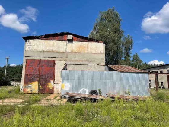 Продам большой гараж с кран-балкой Охтирка