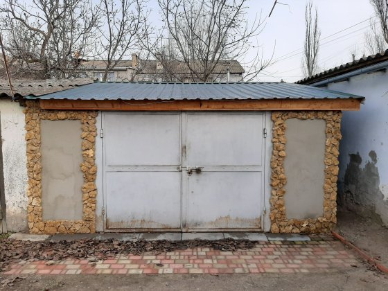 Продаётся капитальный гараж Белгород-Днестровский