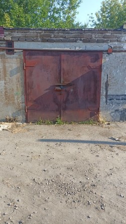 Продам гараж на массиве Гигант за юрзом - фото 1