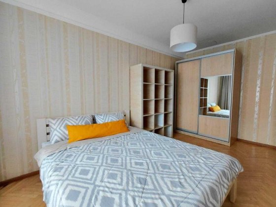 Ентузіастів 31/1, сучасна суміжна 2к, є ГАЗ, Русанівка, м Лівобережна