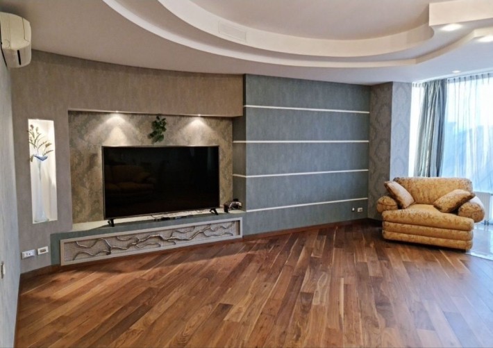 Сдам квартиру 167м2. 3 комнаты. ГАЗ Паркинг. Генератор - фото 1