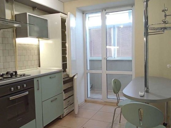 Сдам в аренду 2 комнатную квартиру  на Победе 5 Дніпро
