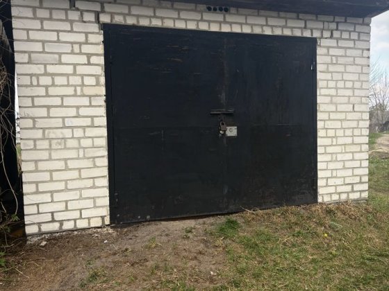 Продам гараж цегляний в центрі міста Дубровиця