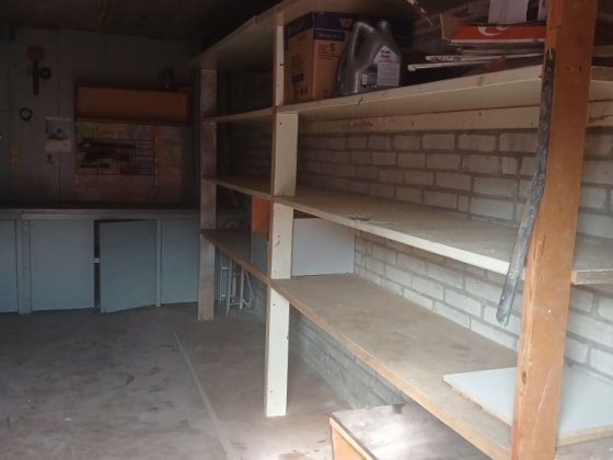 Продам капітальний гараж Київ