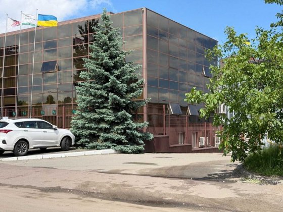 продаю  2-ярусний бетонний гаражний бокс 34,5 м2 Київ