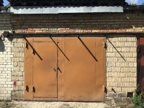 Продам гараж р-н Торгмаш, кооператив N°2. Бровари