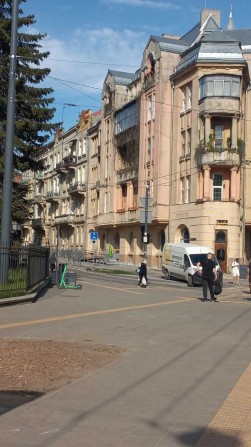 Оренда – 4-кімнатна квартира, вул.Бандери, - фото 1