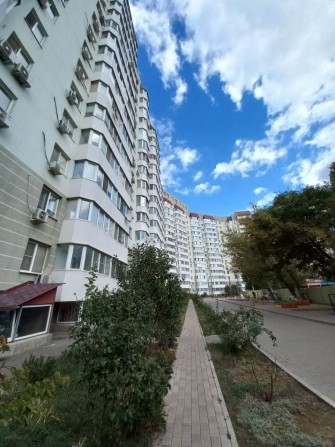Сдам 3-ком квартиру 100м в Одессе ул Шотарус Тавелли , Новый дом, - фото 1
