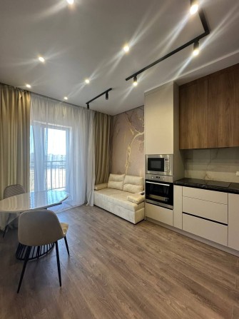 Срочно сдам квартиру в 66 Жемчужине, ул. Краснова - фото 1