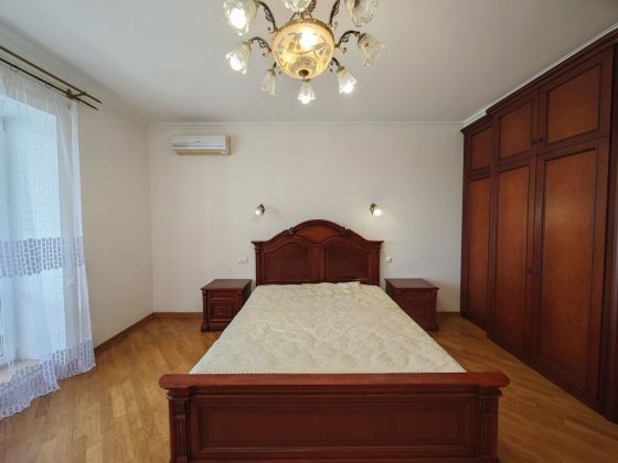 Канатная 130а, 2-комнаты  +кабинет, 90 м², 6 этаж