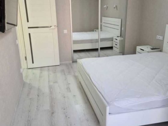 Оренда однокімнатної квартири, Вул. Набережна Перемоги, 44 Дніпро