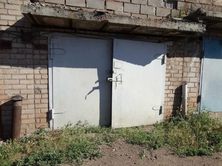 продам кап. гараж в районе эпицентра 2700 у.е - фото 1