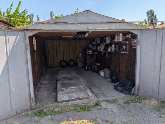 Продам гараж в кооперативі "Салют" Київ
