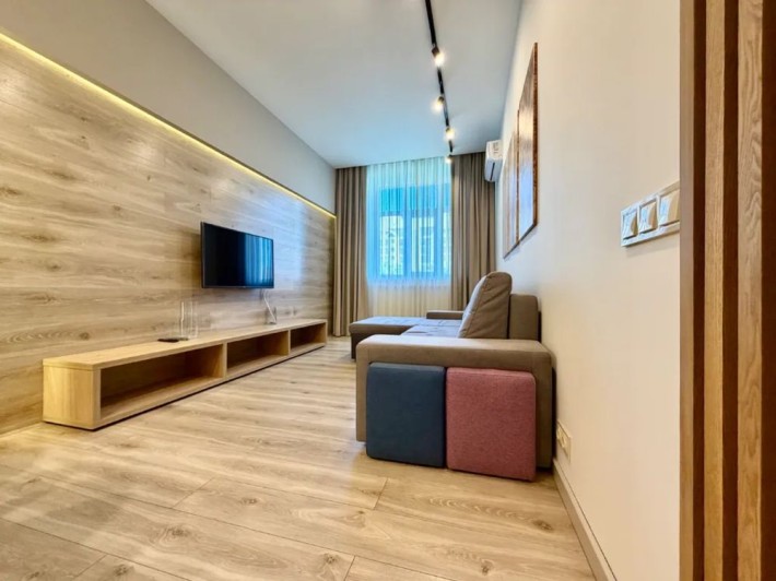 Сдам 2ком квартира ЖК IQ Hause нагорка средний этаж.  Парк нг. Генератор - фото 1