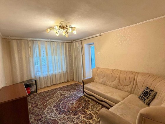 Сдам просторную 2к квартиру ж/м Тополь-3 в кирпичном доме Дніпро