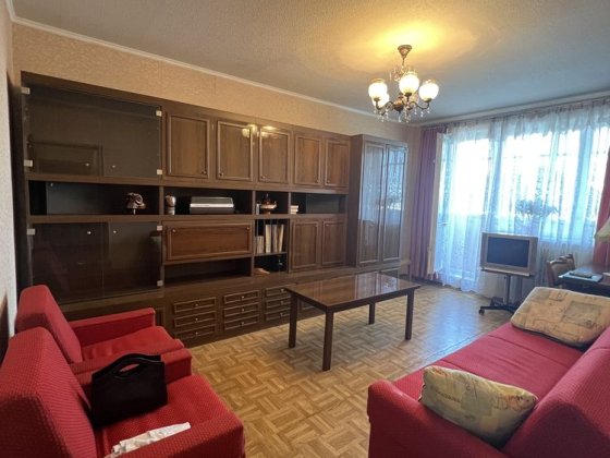 Сдам 2-х комн.кв.Салтовка,608 м/р,Валентиновская 21