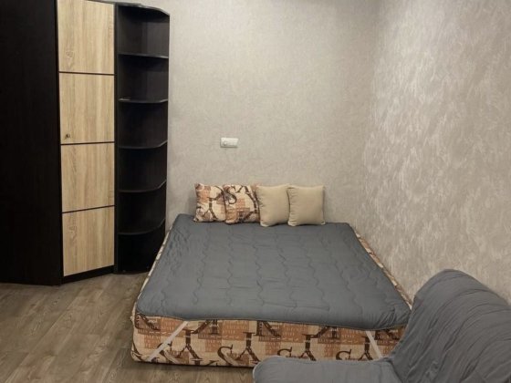 1 квартира на хтз , проспект Александровский 81