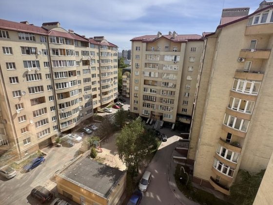 Довготривала оренда квартири вул. Залізнична Львов