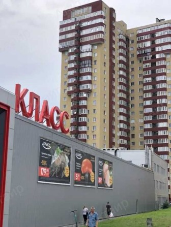 ЖК Триумф, Аренда 1 комнатная квартира 33м2, низкий 3 этаж, метро 23 Августа, SV - фото 1