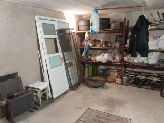 Продажа или Аренда Гараж кирпичный с подвалом и ямой Певцы АК 27 Кольцевая Чернігів