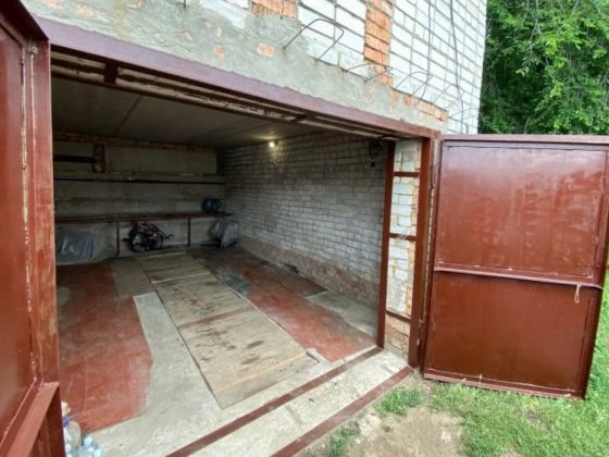 Продам гараж в районе 16 больницы, по улице Купянской Дніпро