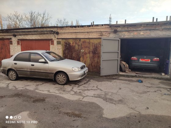 Продам капитальный гараж  в кооперативе Юность Коммунарский район Запоріжжя