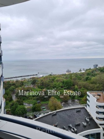 3-комн квартира 110 м2 балкон вид на море парк ЖК Белый Парус - фото 1