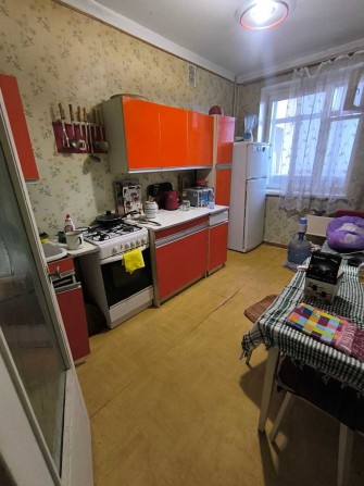 Сдам 1 к. кв. 5/9, в Центре, ул. Чернышевского 82 - фото 1