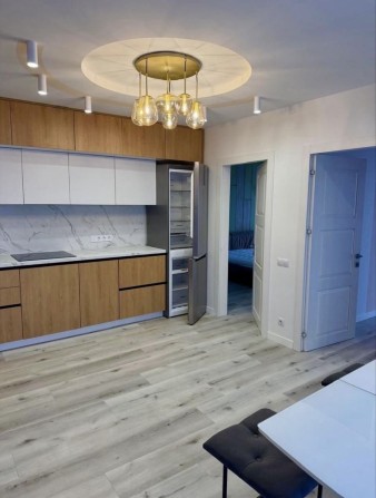 Ареда 3 к. кв. 90 м2   3 спальни , новострой ЖК Немецкий проект, Центр , Клочковская - фото 1
