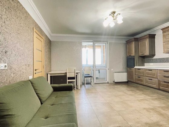 Оренда 1 кім. метро Академмістечко 5 хвилин пішки.